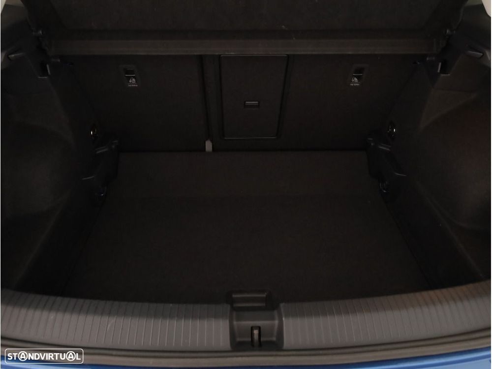 VW T-Roc 1.0 TSI Urban - 16