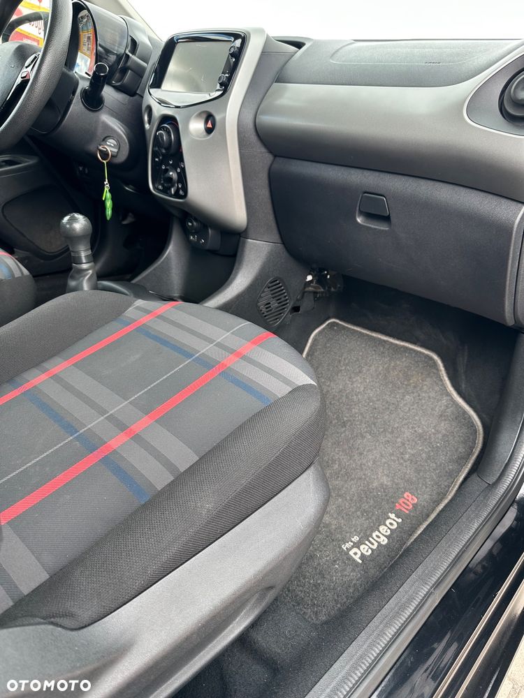 Peugeot 108 - 15