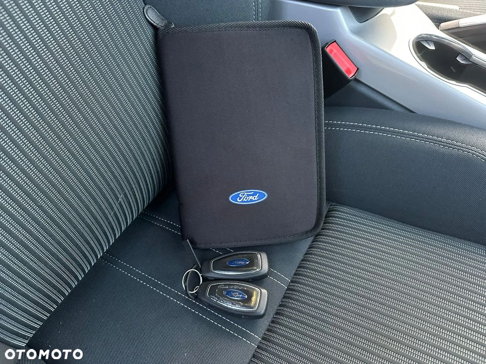 Ford C-MAX 1.6 EcoBoost Titanium - 35