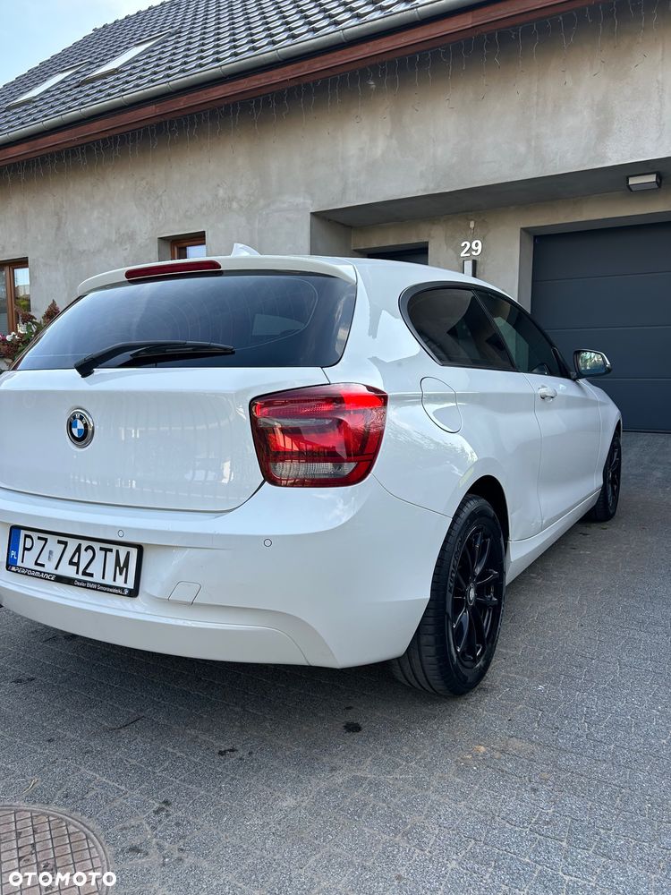 BMW Seria 1 118d - 5