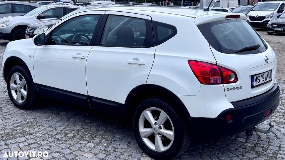 Nissan Qashqai - 4