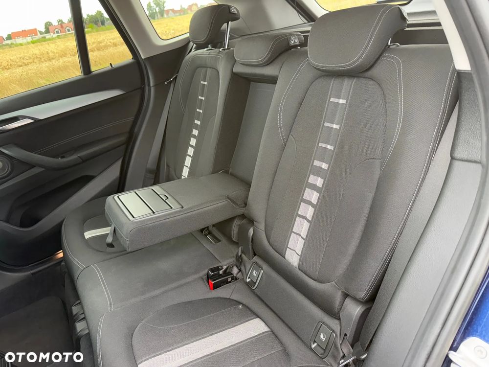 BMW X1 sDrive18d Advantage - 22