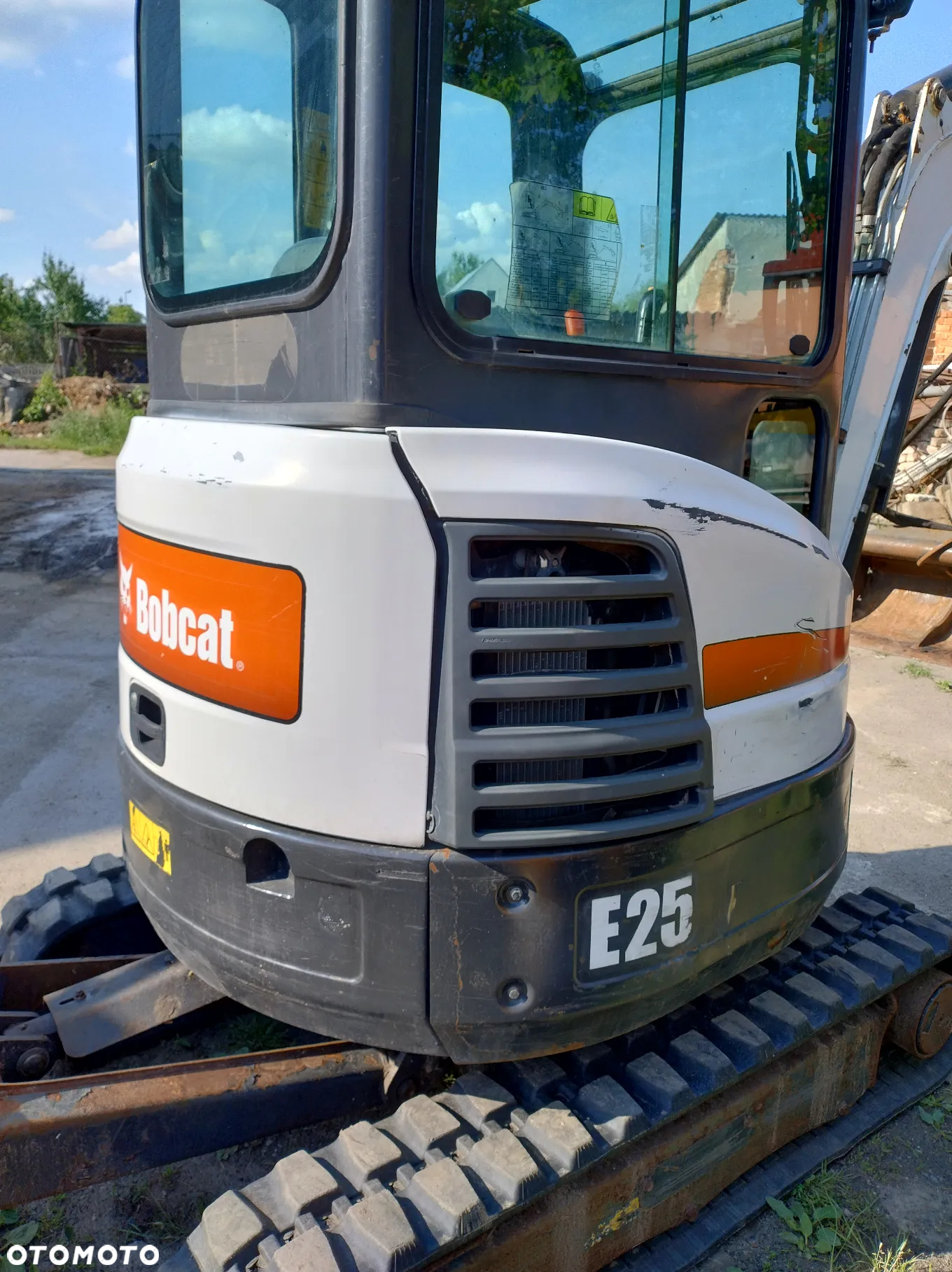 Bobcat E25 - 4