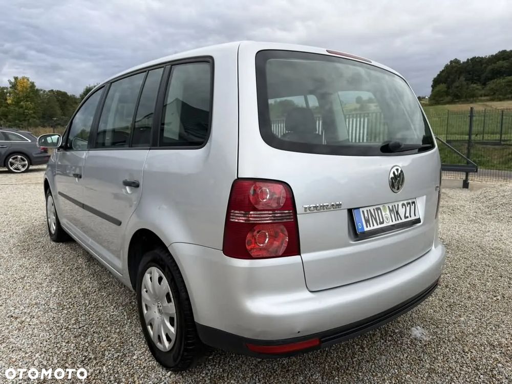 Volkswagen Touran 1.9 TDI DPF Conceptline - 7