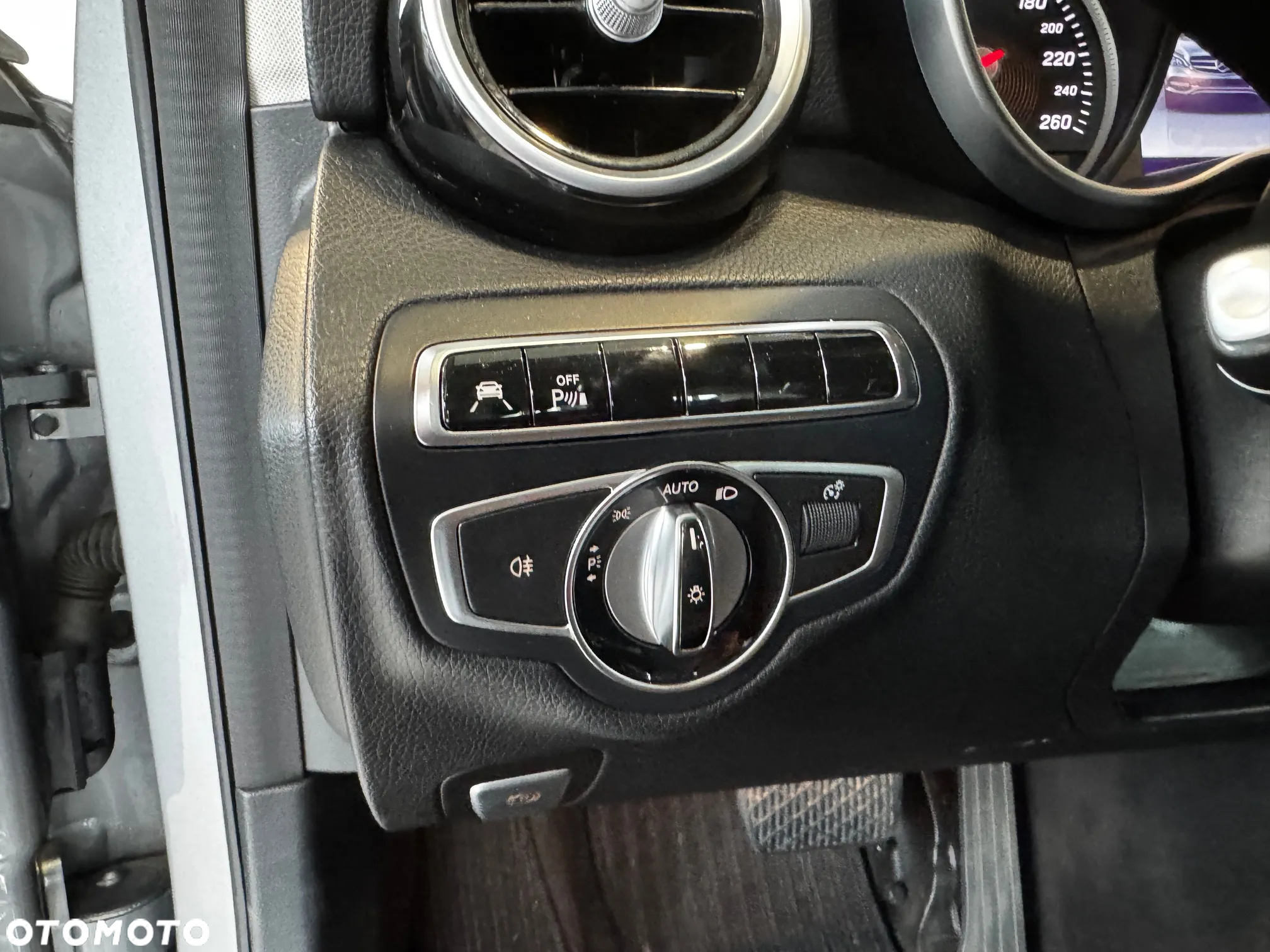 Mercedes-Benz Klasa C 200 7G-TRONIC Avantgarde - 13