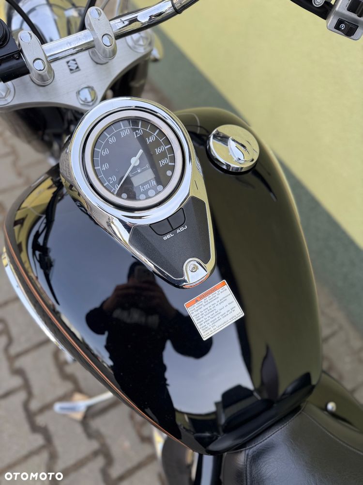 Suzuki VL 800 Volusia - 32
