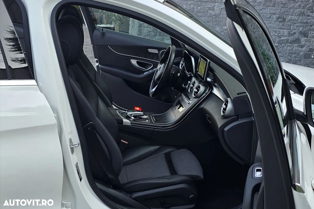 Mercedes-Benz C - 29