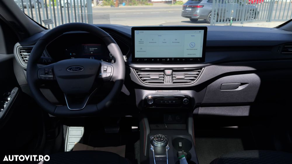 Ford Kuga - 12