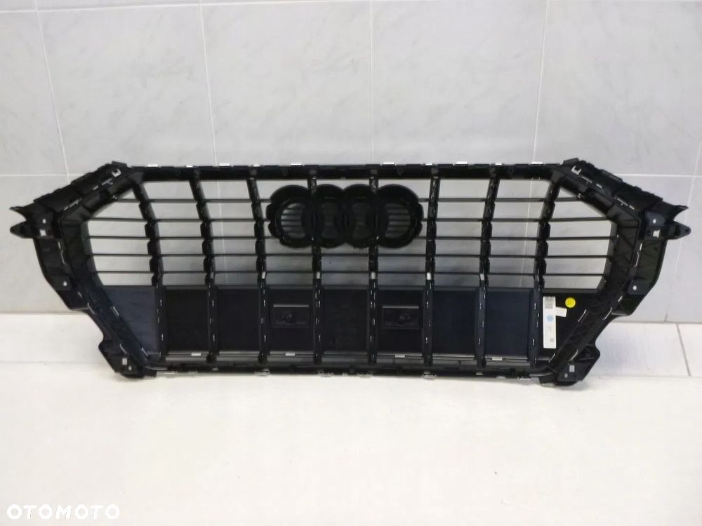 AUDI Q3 83A GRILL ATRAPA CHŁODNICY ZNACZEK NOWY ORYGINAŁ - 21