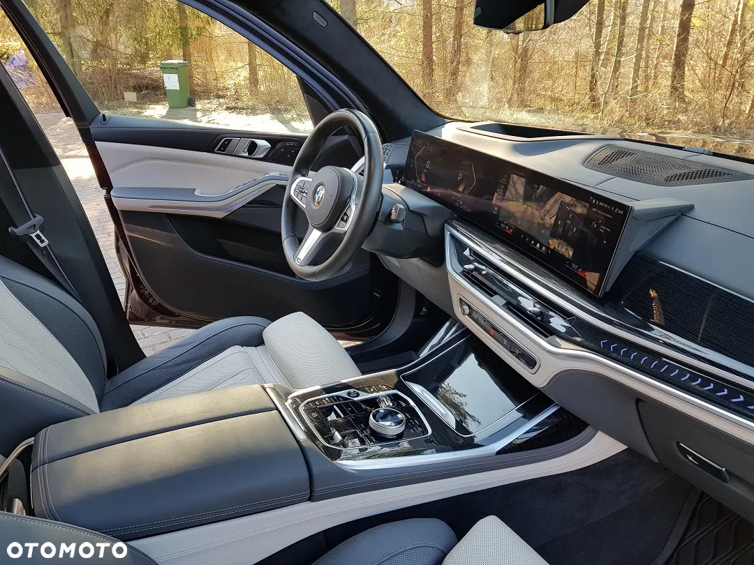 BMW X7 xDrive40d - 27