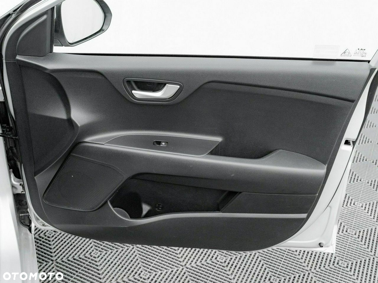Kia Rio 1.2 M - 30
