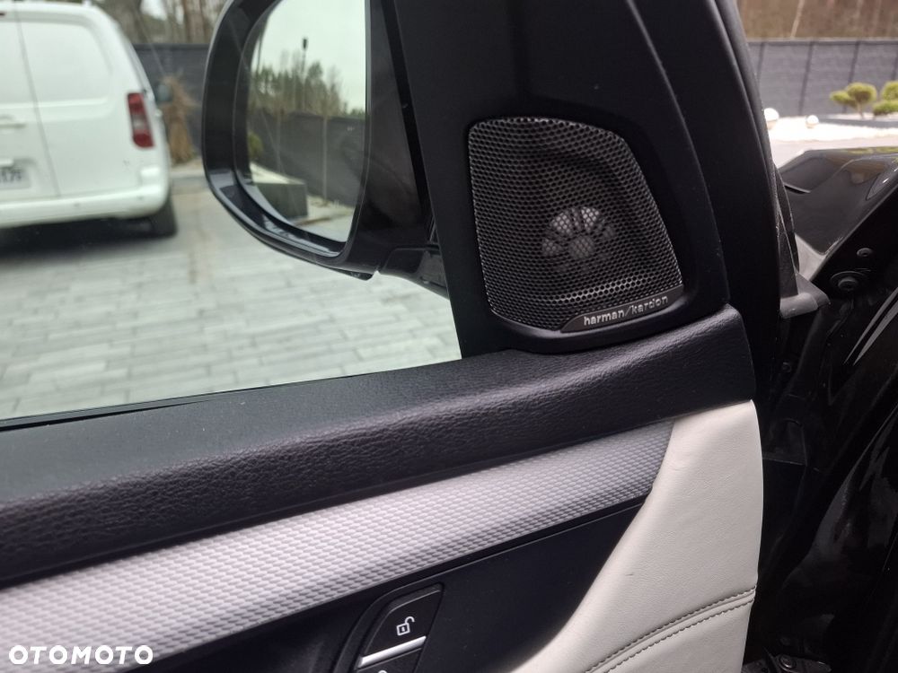 BMW X5 3.0si xDrive - 9