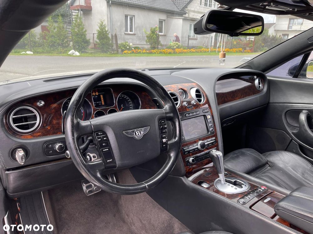 Bentley Continental GT - 7