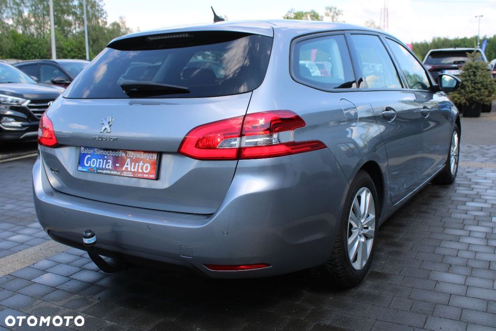 Peugeot 308 - 11