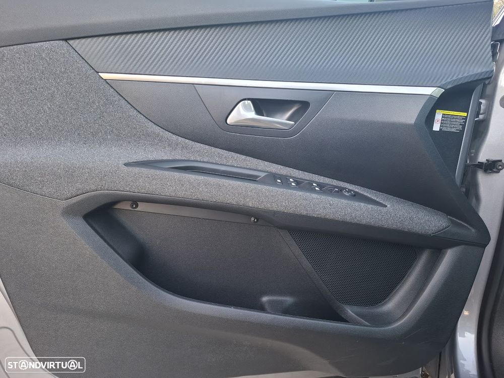 Peugeot 3008 PureTech 130 Stop & Start GPF EAT8 Active Business-Pack - 22