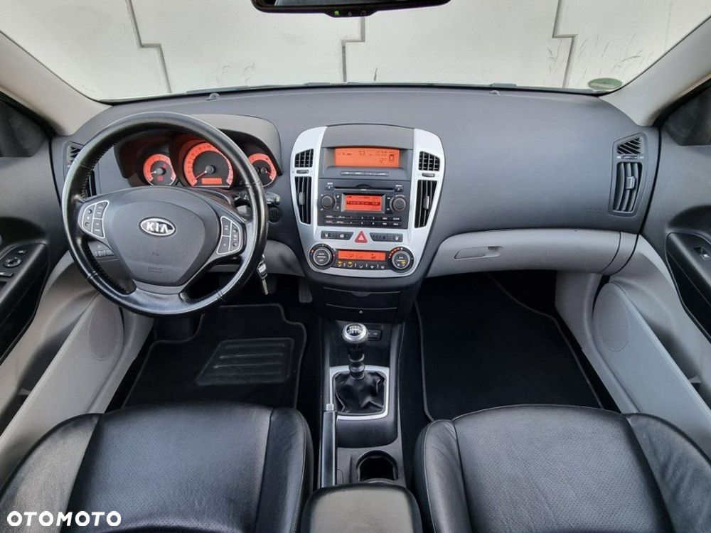 Kia Ceed 2.0 Optimum + - 18