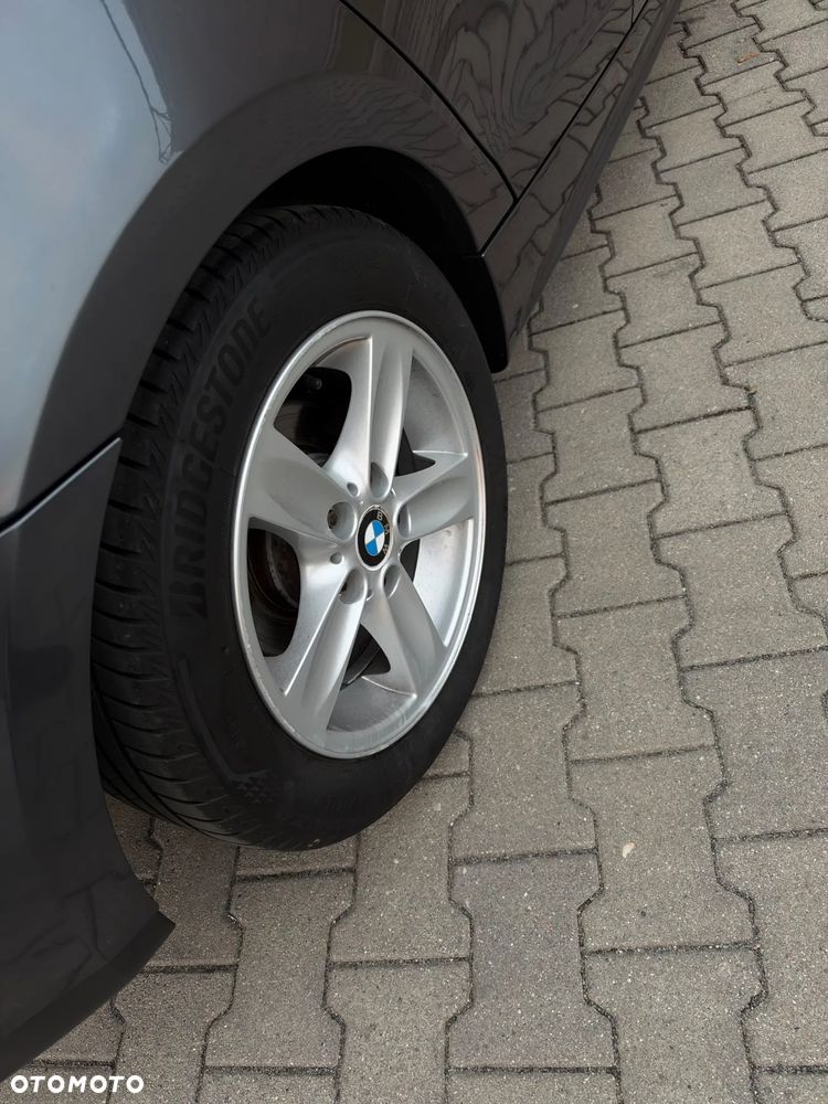 BMW Seria 1 116i - 22