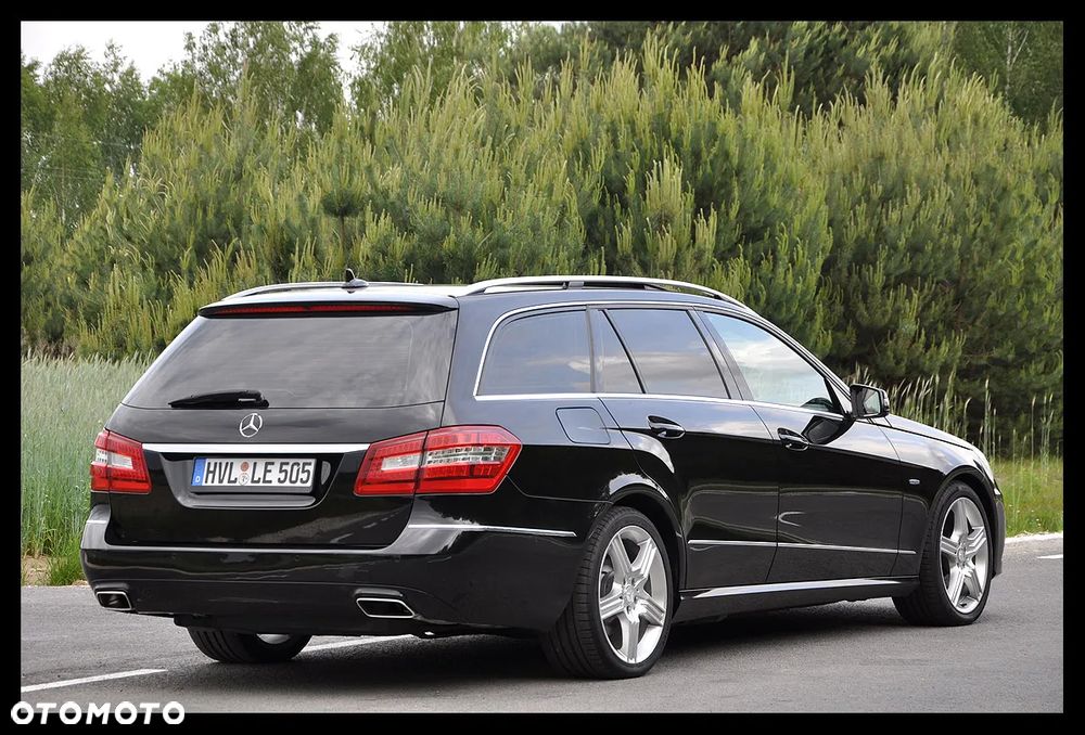 Mercedes-Benz Klasa E 300 CDI DPF BlueEFFICIENCY 7G-TRONIC Avantgarde - 14