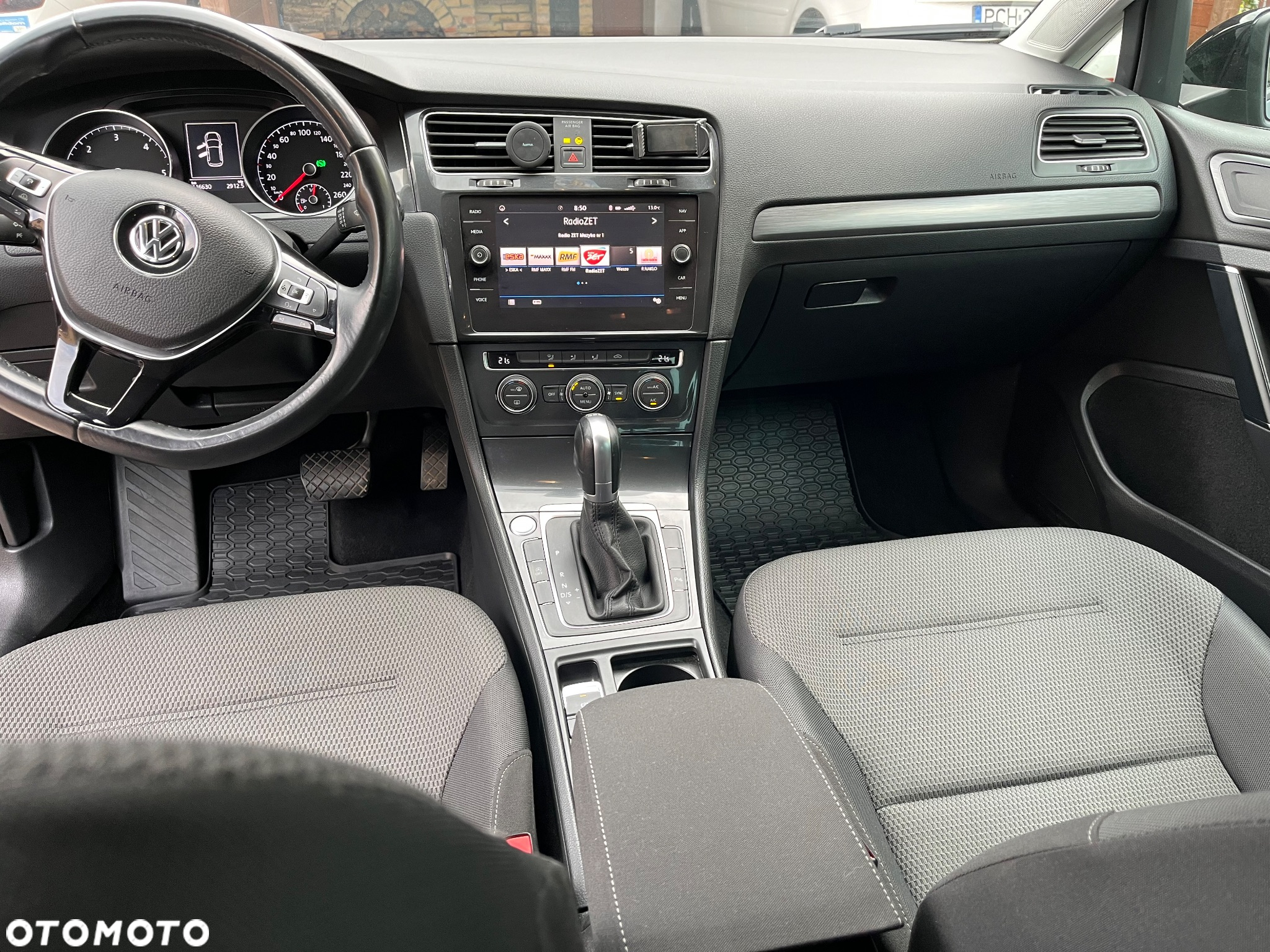 Volkswagen Golf - 9