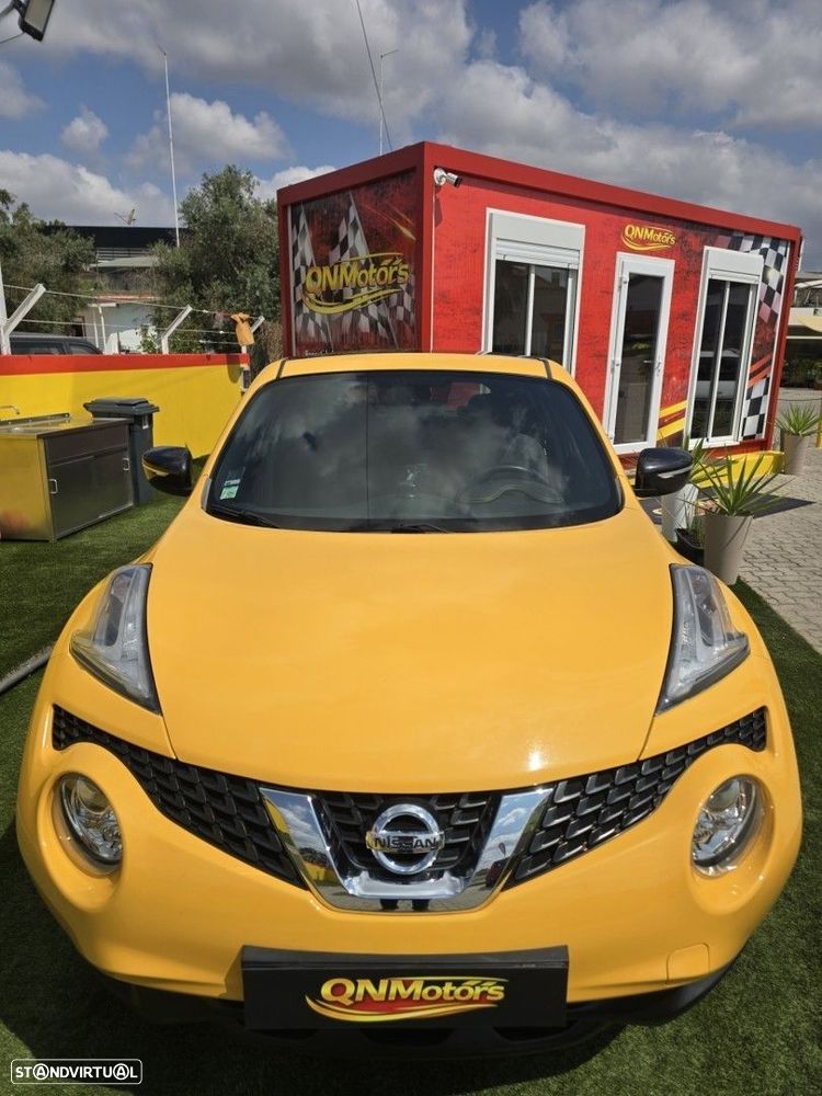 Nissan Juke 1.6 DIG-T Tekna Premium Ext.1 Yellow S. — fotografia 3