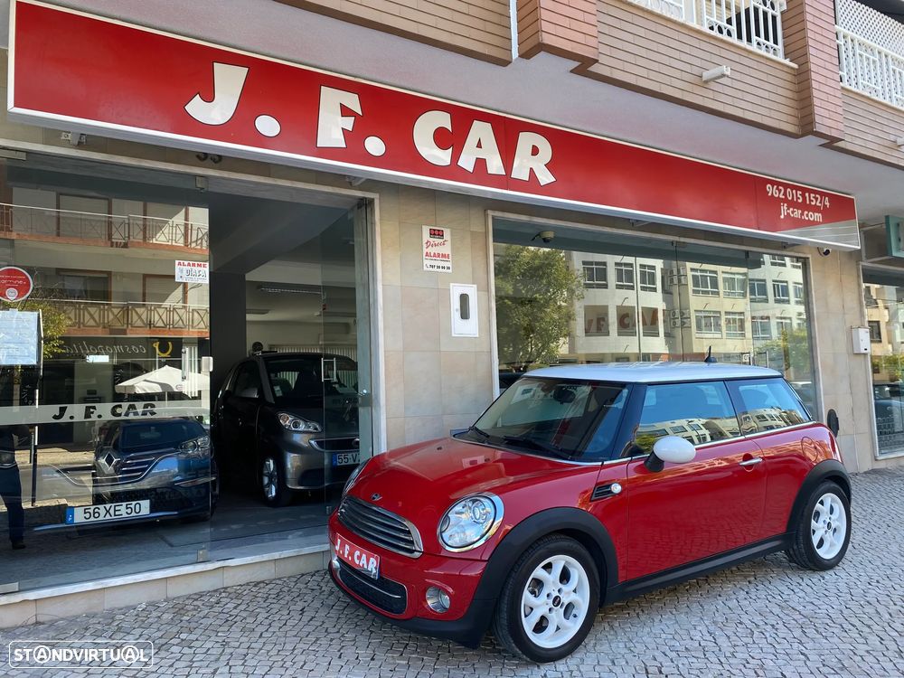 MINI 3 Portas Cooper D - 2