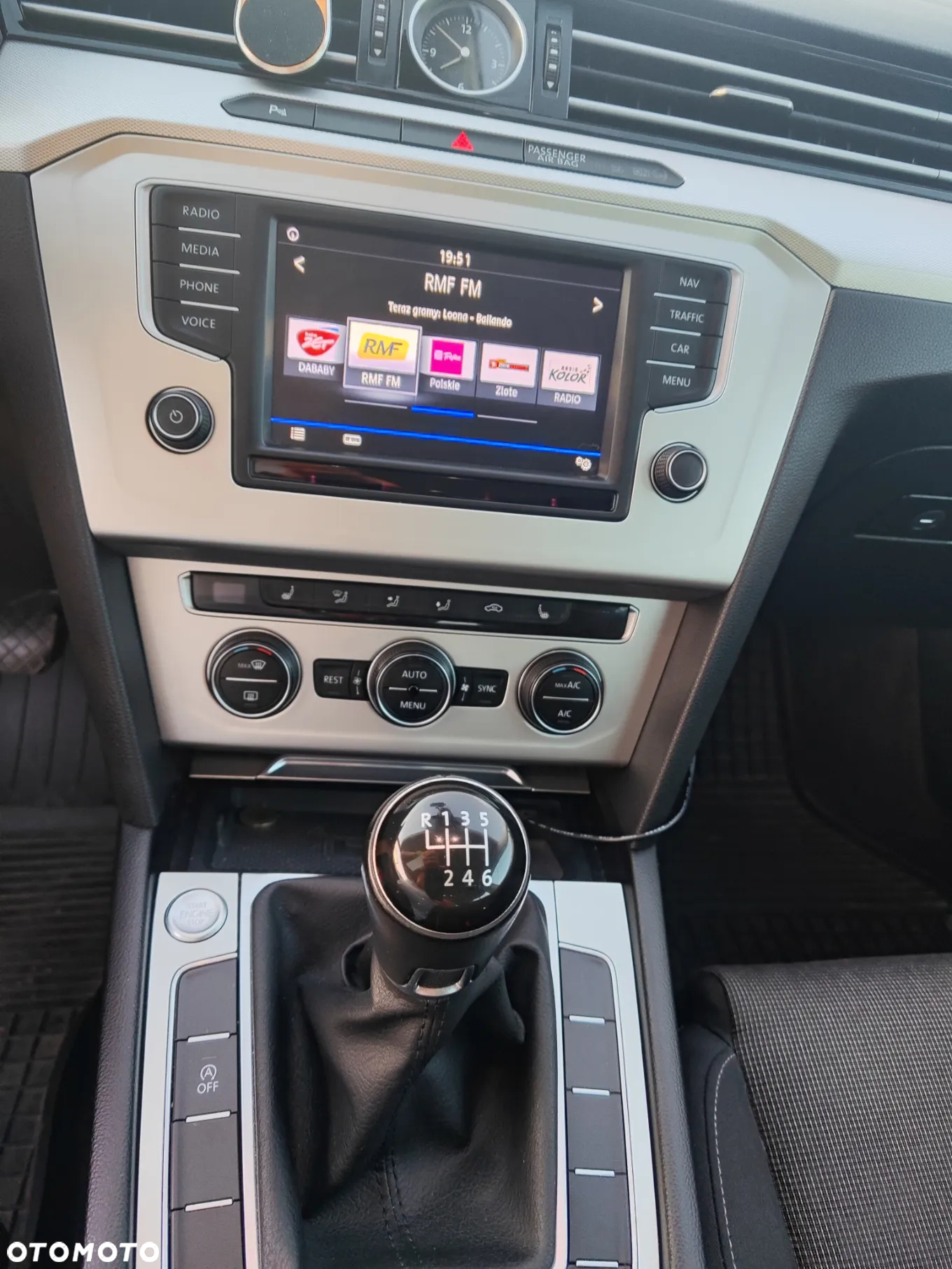 Volkswagen Passat Variant 2.0 TDI (BlueMotion Technology) Comfortline - 9