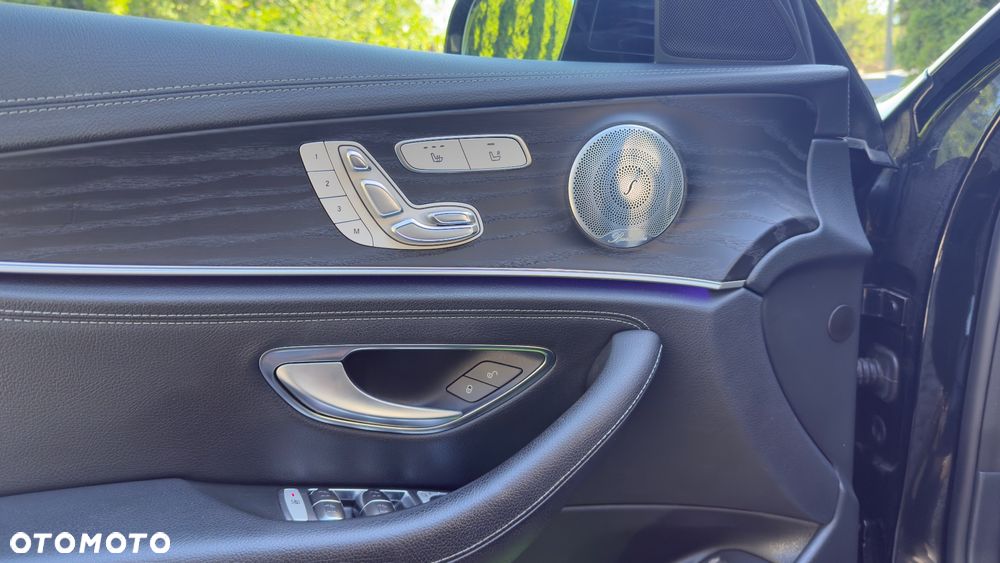 Mercedes-Benz Klasa E - 11