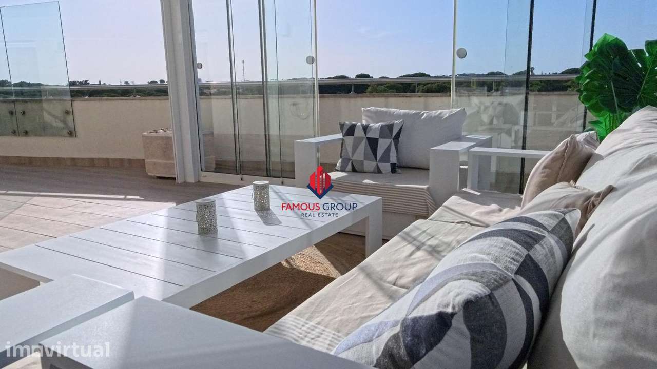 Penthouse T3 de Luxo com Amplos Terraços em Balaia – A Poucos... - Grande imagem: 4/25