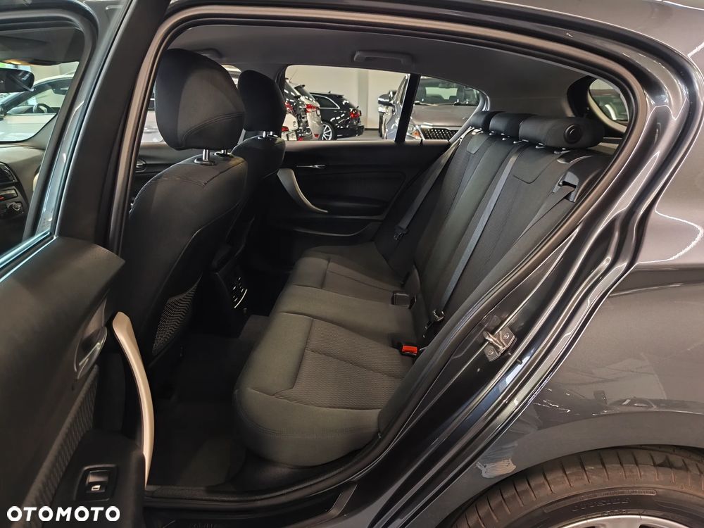 BMW Seria 1 116i Urban Line - 8