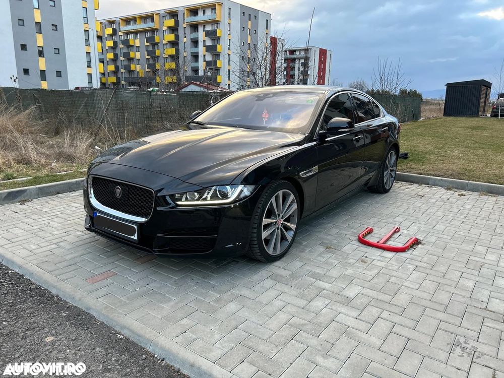 Jaguar XE 20d Aut. Prestige - 11