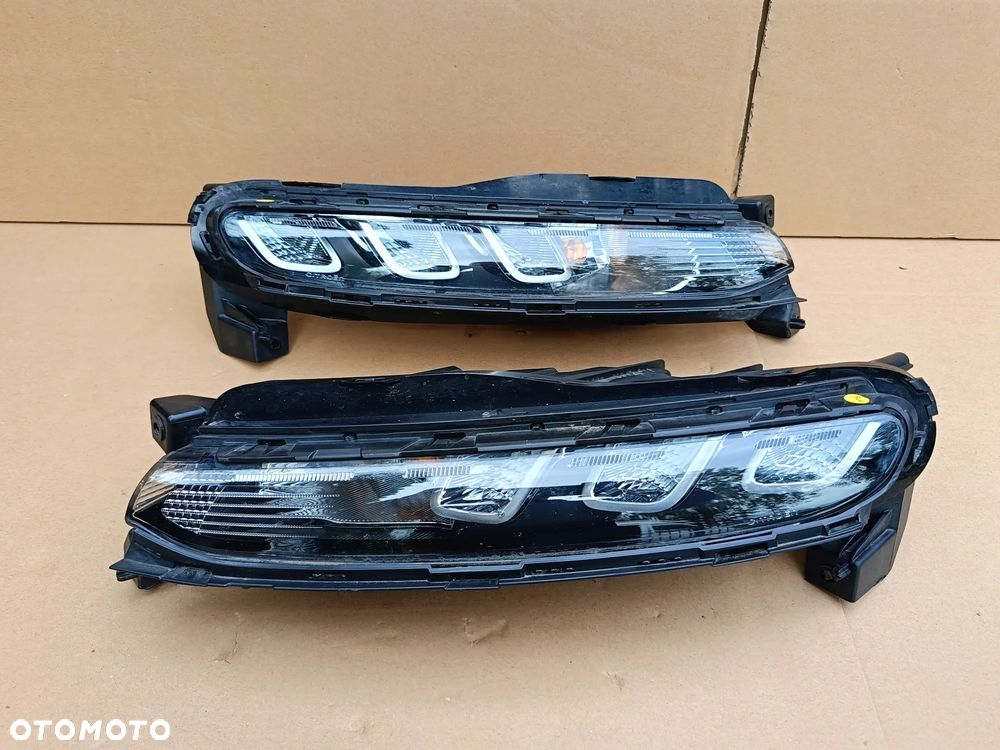 Lampa przednia lewa prawa LED Citroen c-3 c3 lift AIRCROSS reflektor prawy lewy