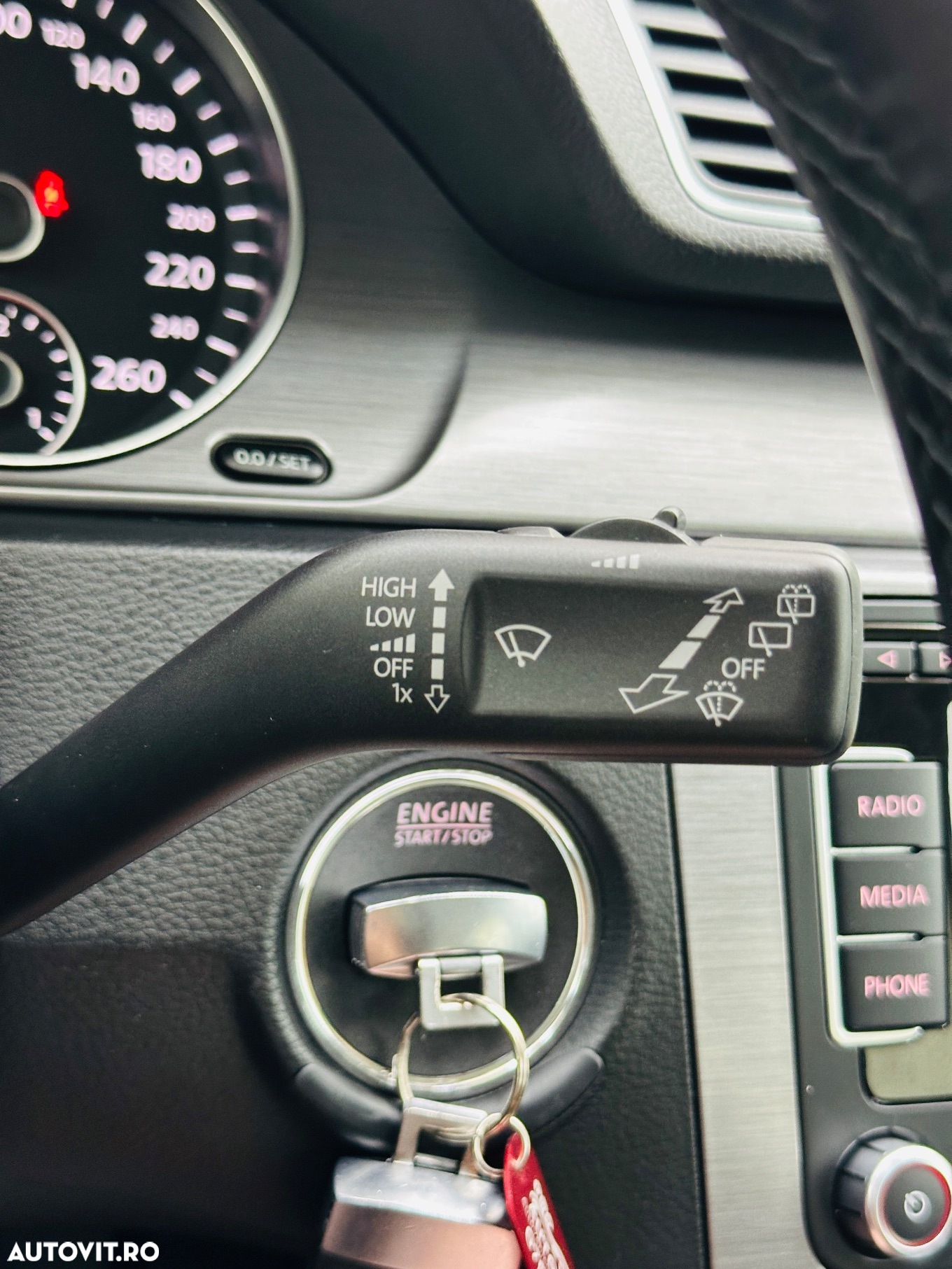 Volkswagen Passat Variant 1.6 TDI BlueMotion Technology Comfortline - 35