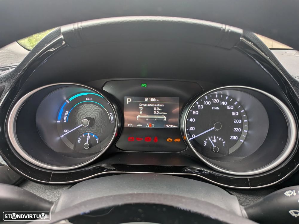 Kia XCeed 1.6 GDi PHEV Drive - 9