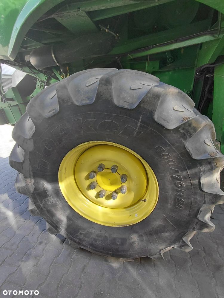 John Deere S680i - 6