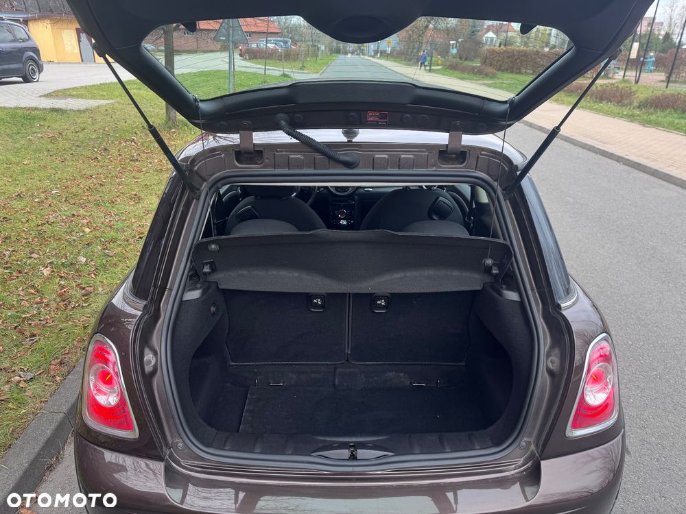 MINI ONE Baker Street - 13