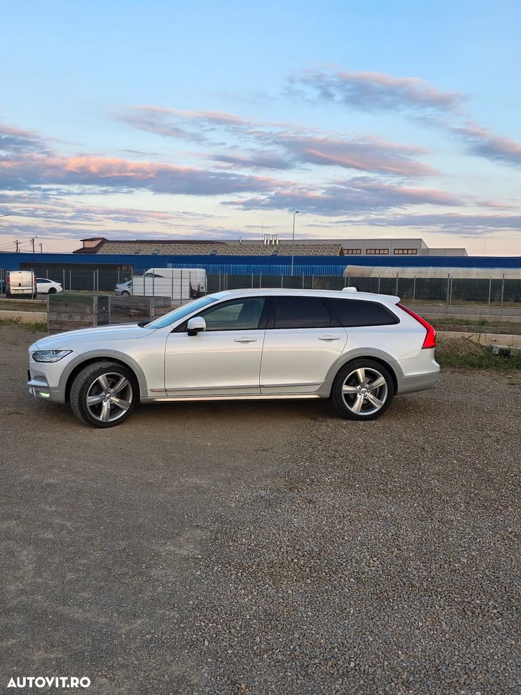 Volvo V90 D5 AWD Geartronic Ocean Race - 7