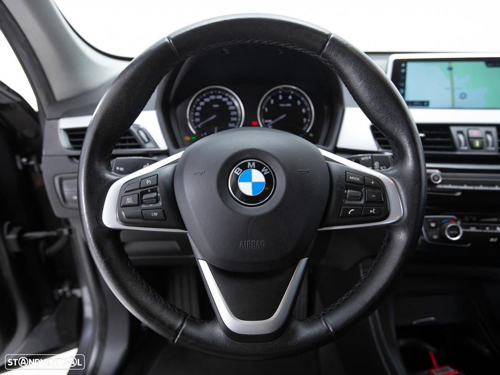 BMW X1 25 e xDrive Corporate Edition - 19