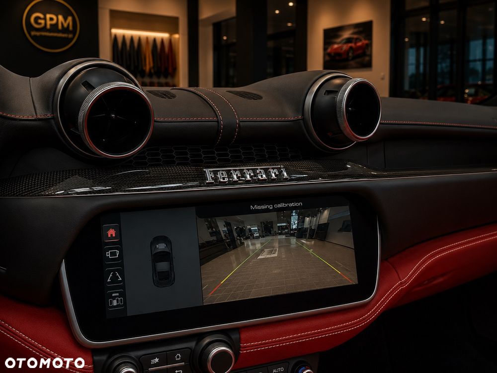 Ferrari Portofino M - 10