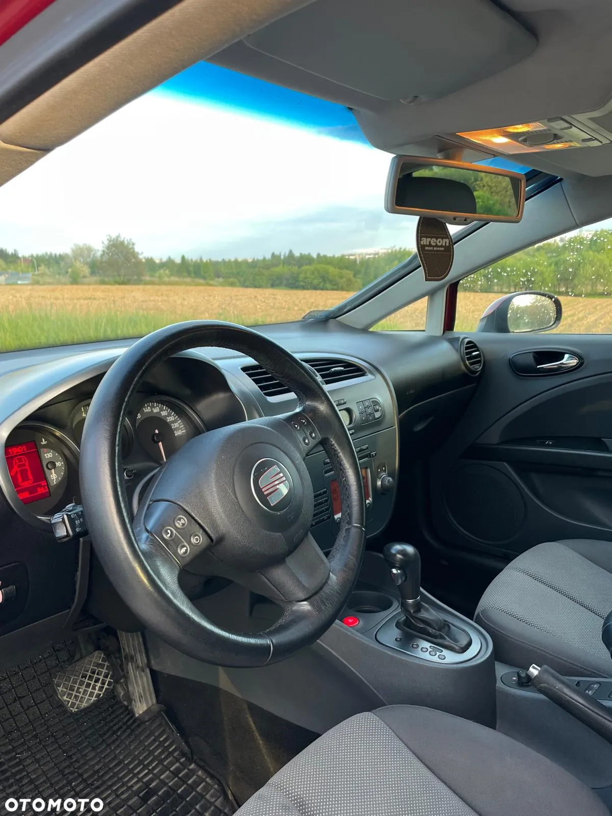 Seat Leon 2.0 TDI DSG Stylance - 18