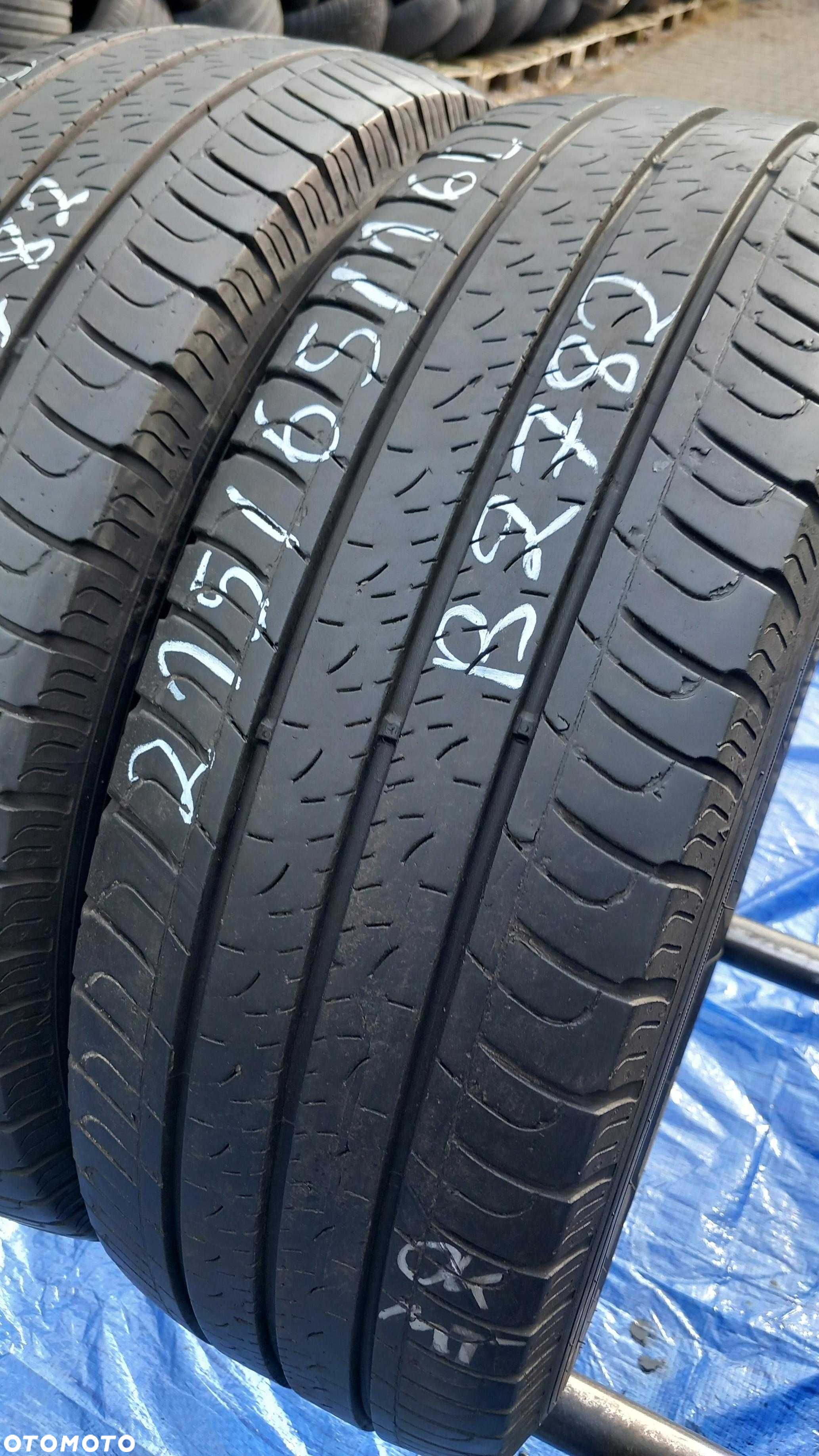 215/65/16C Goodyear Efficient Grip Cargo 106/104H - 3