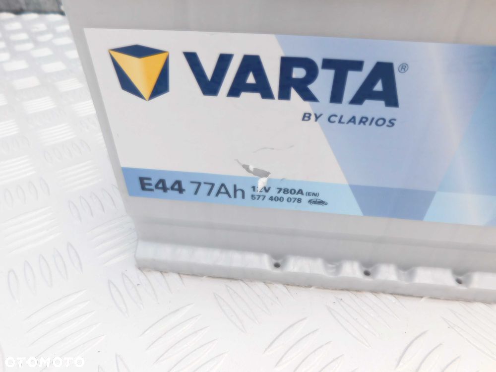 Akumulator samochodowy firmy Varta 12V 77AH 780A Sprawdzony Urządzenim - 3
