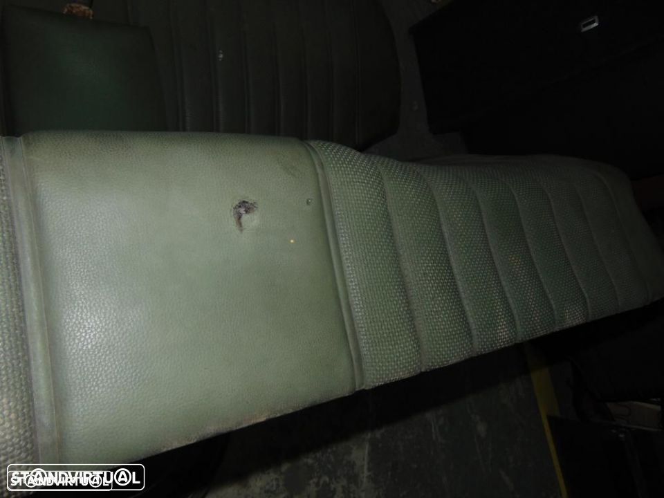 Mercedes W115 300D conjunto dos bancos - 8