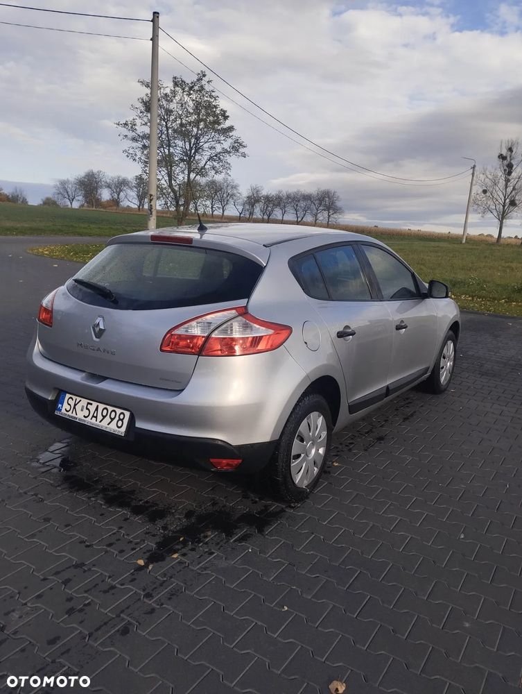 Renault Megane 1.6 16V Authentique - 6