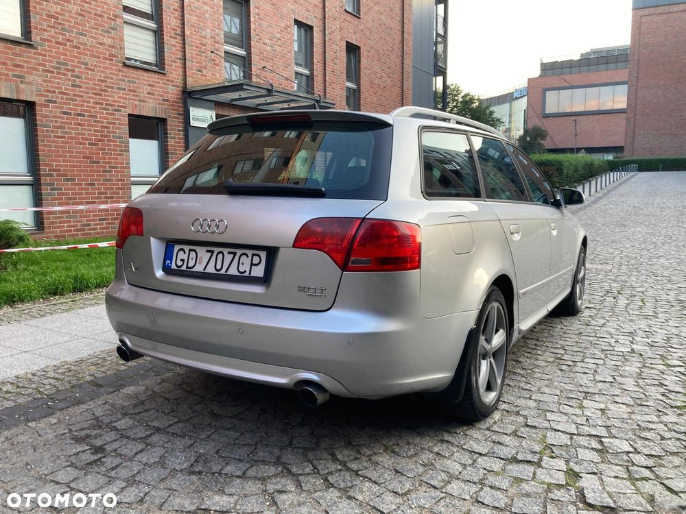 Audi A4 Avant 2.0T FSI - 5