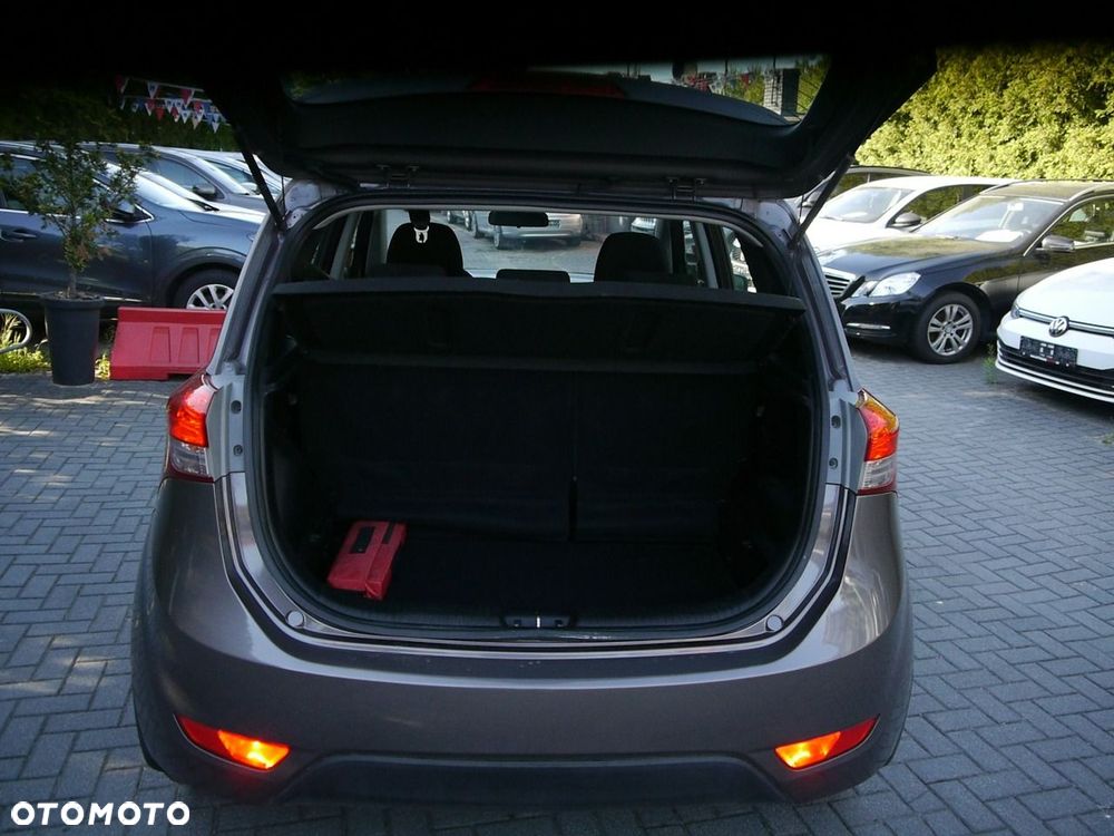 Hyundai ix20 - 17
