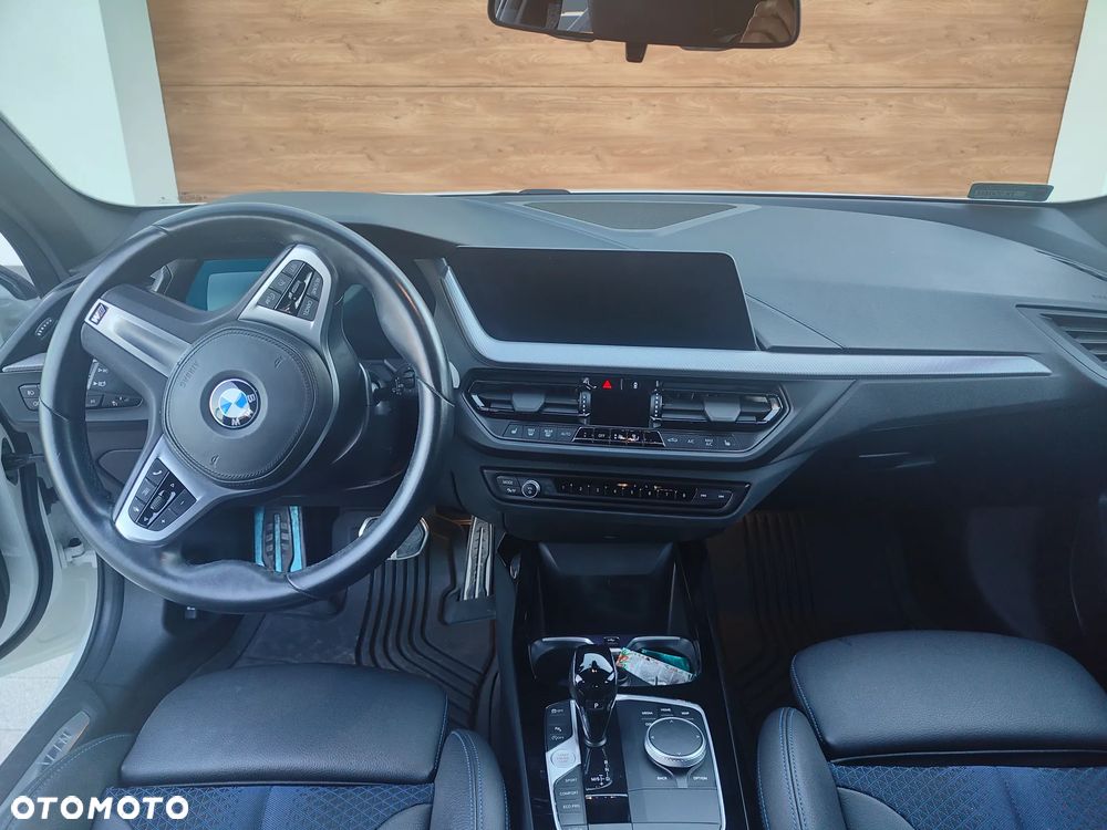 BMW Seria 1 118i Sport Line - 8