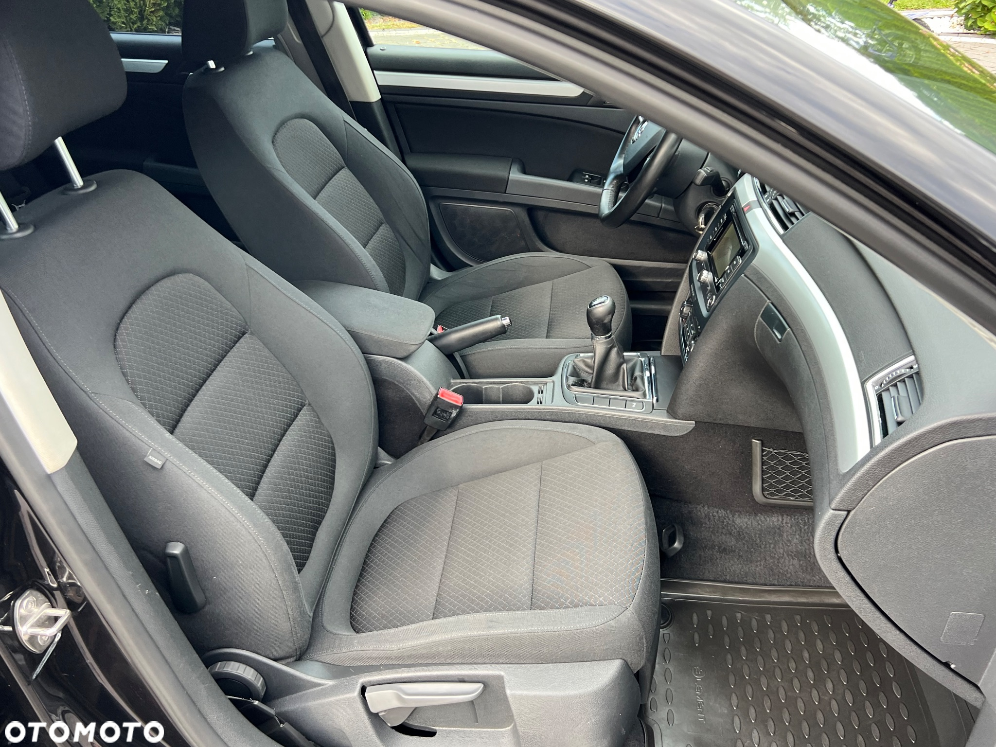 Skoda Superb Combi 2.0 TDI Elegance - 29