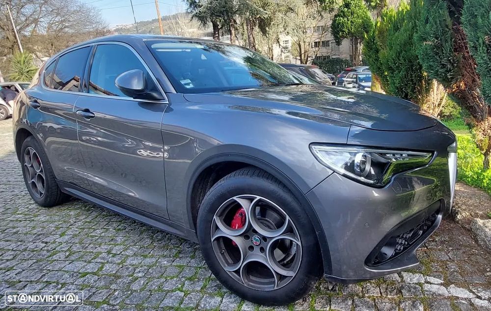 Alfa Romeo Stelvio 2.2 D Super AT8 - 4