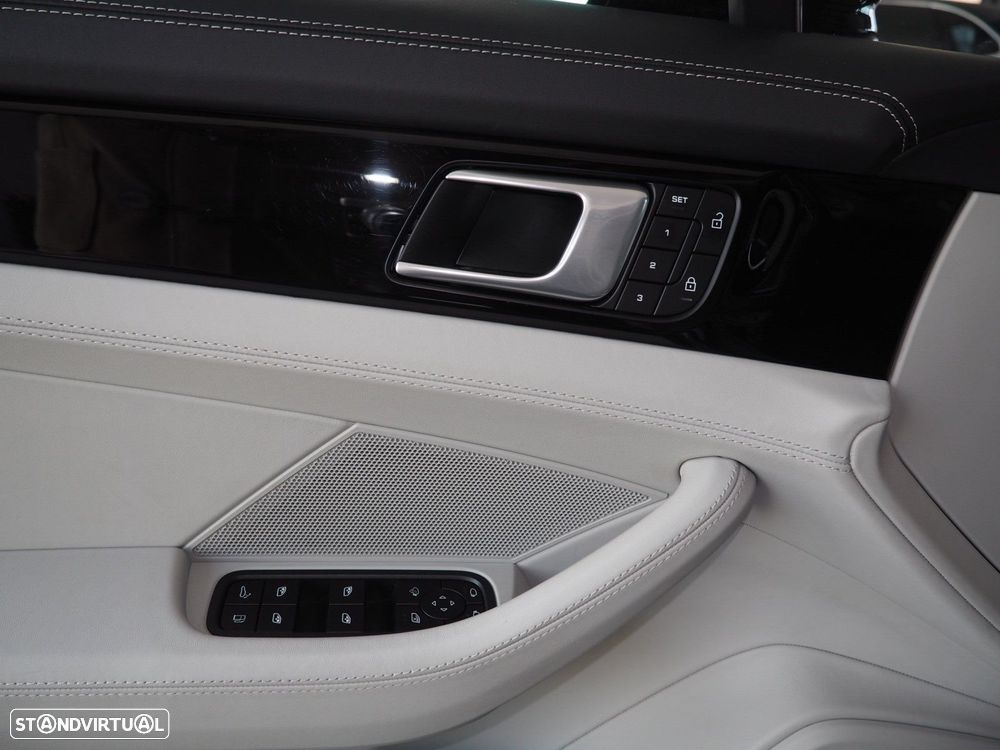 Porsche Panamera Sport Turismo - 8