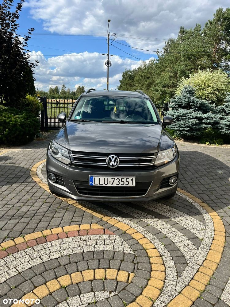Volkswagen Tiguan - 1
